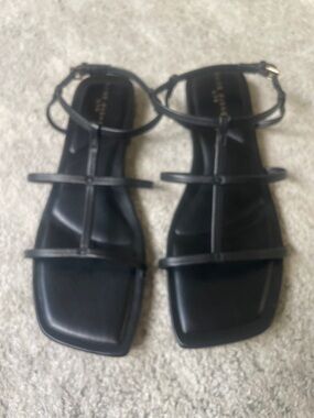 Women’s New Black Leather Strappy Sandals Sz 6.5